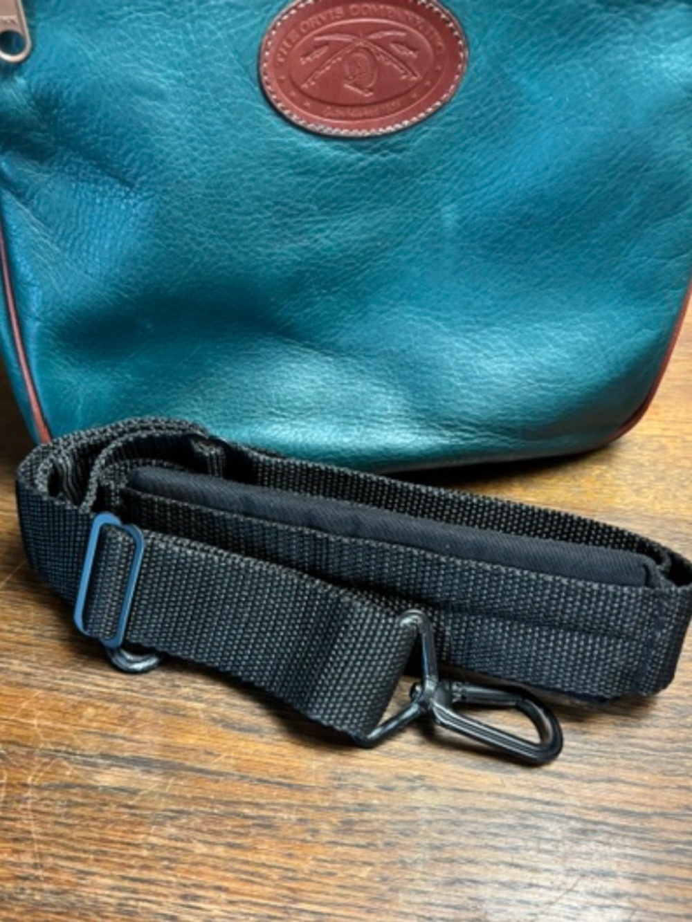 Orvis Messenger .Satchel Leather Bag- VERY NICE! - Picture 6 of 7